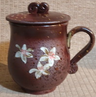 手拉坏茶杯